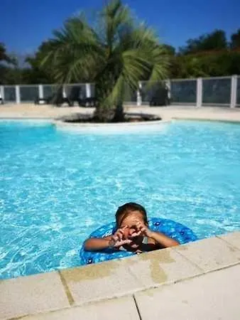 Appartement 3 Etoiles - Piscine - Ccbbddd * Cassen