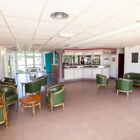 Appartement 3 Etoiles - Piscine - Ccbbddd