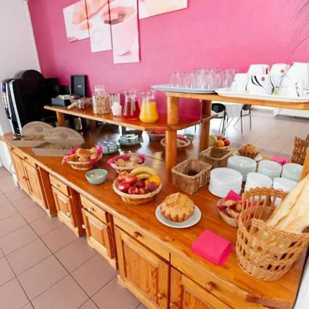 Appartement 3 Etoiles - Piscine - Ccbbddd